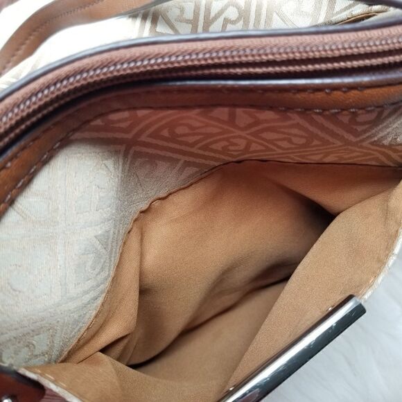 Relic Shoulder Bag.   - Picture 7 of 13